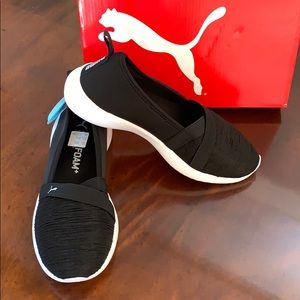 NWT Puma Adelina softfoam